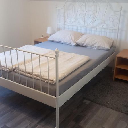 Keti Apartman Plaški Kültér fotó