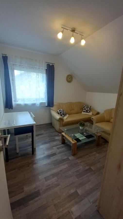 Keti Apartman Plaški Kültér fotó