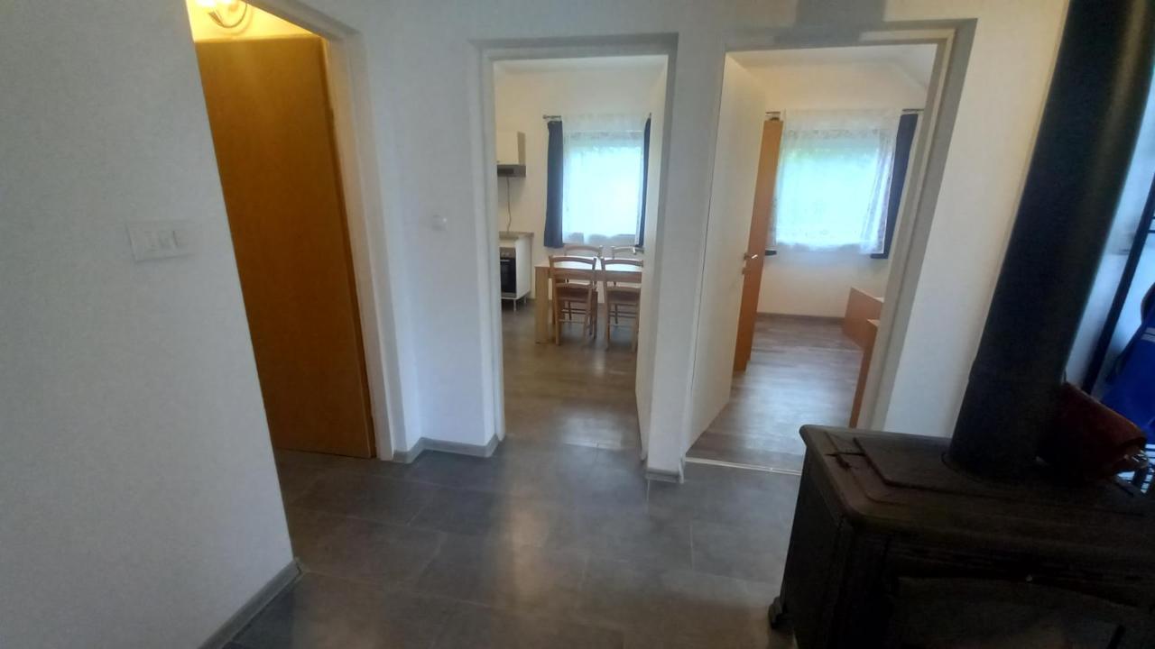 Keti Apartman Plaški Kültér fotó
