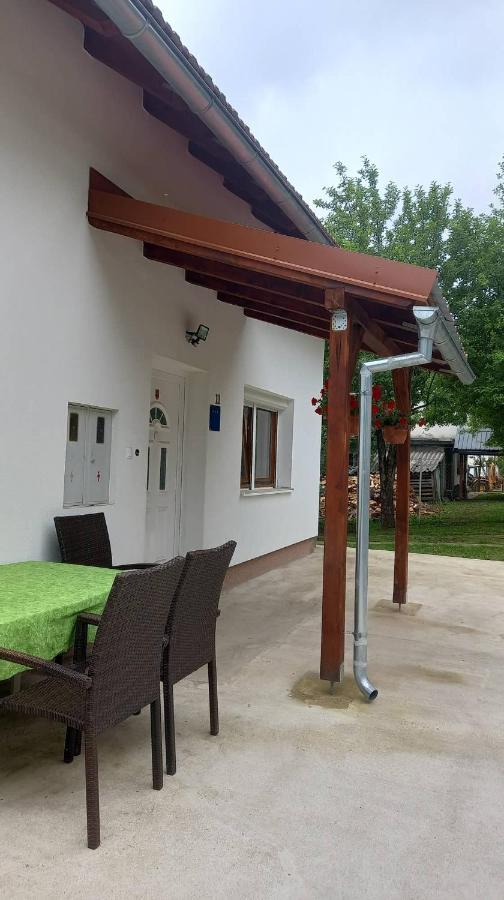 Keti Apartman Plaški Kültér fotó